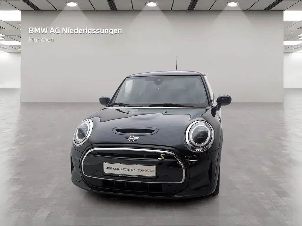 Gebraucht Mini Cooper SE 135 kW (184 PS) 2023 Schwarz Kleinwagen
