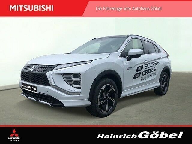 Weiß metallic Gebraucht 2021 Mitsubishi Eclipse Cross Top SUV | 26.900 € (Teuer) - Bild 1/4