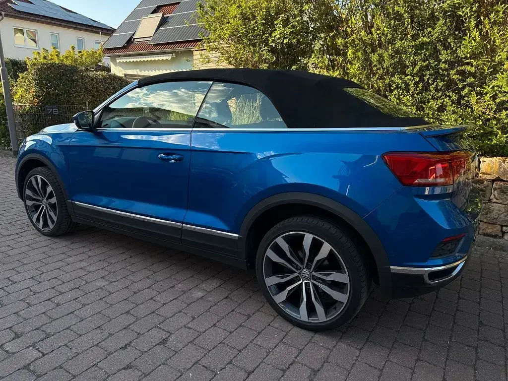 Gebraucht VW T-Roc Cabriolet 150 PS (110 kW) 2020 Blau Cabrio