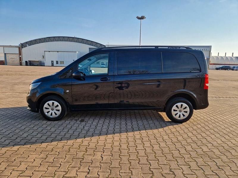 Gebraucht Mercedes Vito 163 PS (119 kW) 2016 Schwarz Van