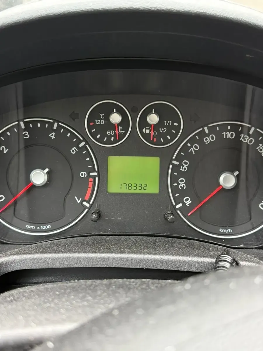 Gebraucht Ford Fiesta 70 PS (51 kW) 2007 Grau Kleinwagen