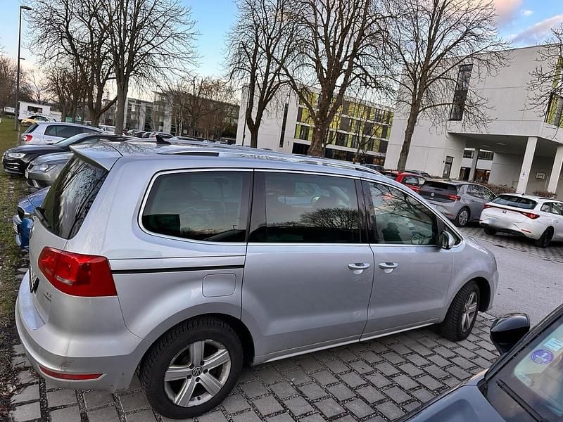 Gebraucht VW Sharan 150 PS (110 kW) 2012 Silber Van / Kleinbus