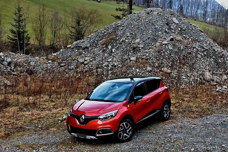 Gebraucht Renault Captur 90 PS (66 kW) 2014 Andere farben SUV