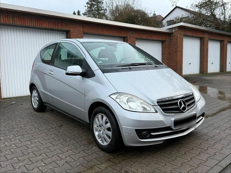 Silber Gebraucht 2008 Mercedes A150 Kleinwagen | 990 € (Superpreis) - Bild 1/4
