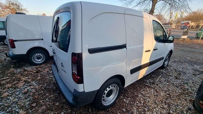 Gebraucht Citroën Berlingo Business Class 98 PS (72 kW) 2017 Weiß Van / Kleinbus