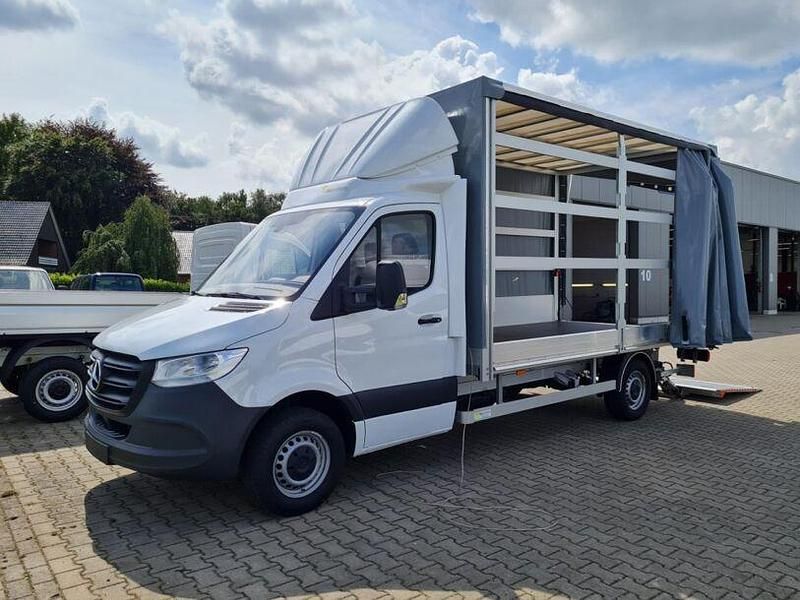 Neu Mercedes Sprinter 110 PS (80 kW) 2025 Weiss Van