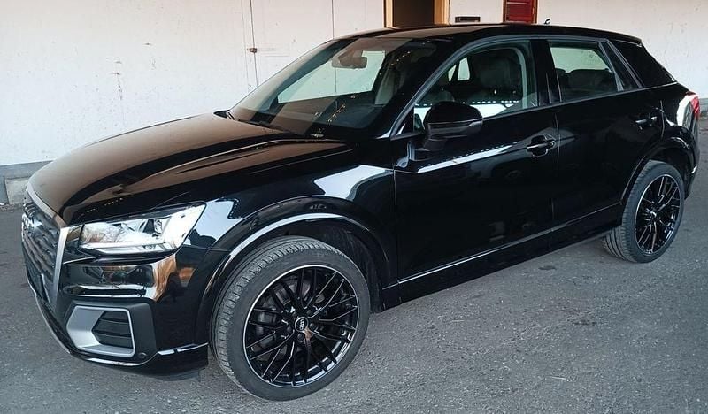 Gebraucht Audi Q2 Sport 190 PS (139 kW) 2018 Schwarz SUV