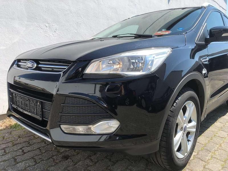 Gebraucht Ford Kuga Titanium 150 PS (110 kW) 2013 Schwarz SUV