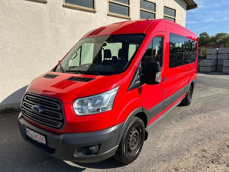 Rot Gebraucht 2018 Ford Transit Trend Kombi | 11.999 € (Guter Preis) - Bild 1/4