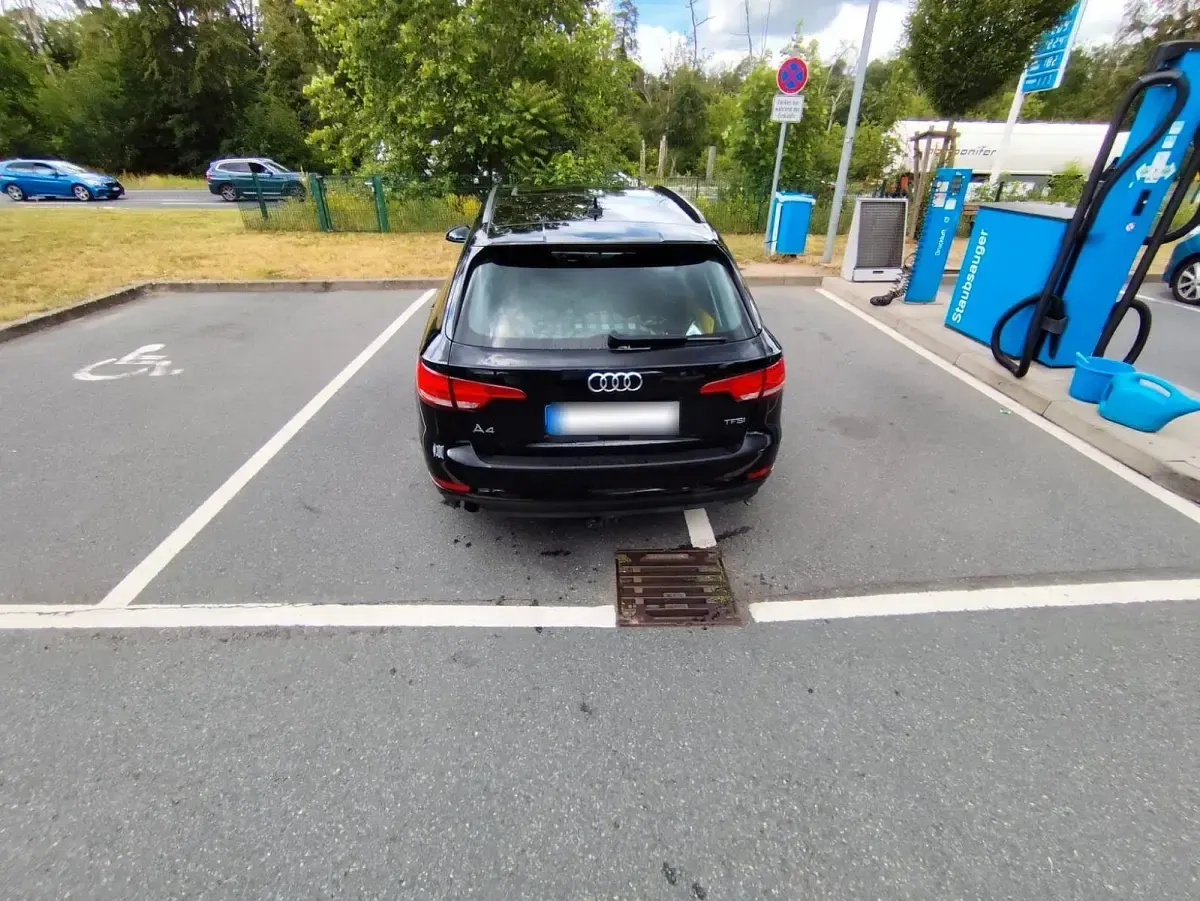 Gebraucht Audi A4 150 PS (110 kW) 2018 Schwarz Kombi