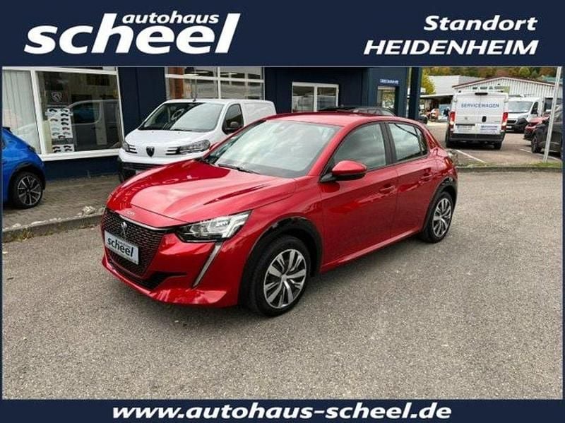 Rot Gebraucht 2021 Peugeot e-208 Active Kleinwagen | 12.970 € (Fairer Preis) - Bild 1/4