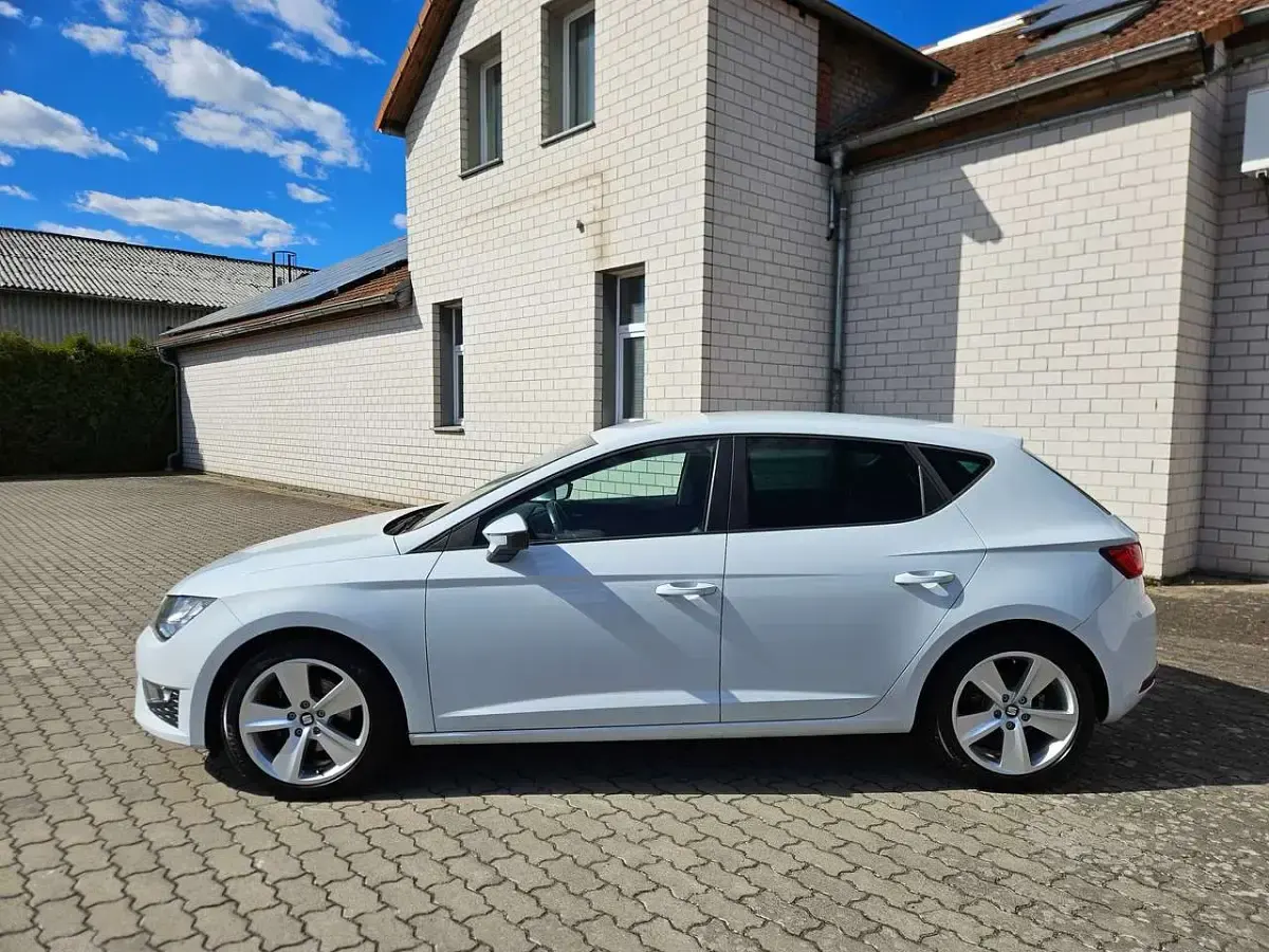 Second-hand Seat Leon FR 125 CP (91 kW) 2015 Alb Hatchback
