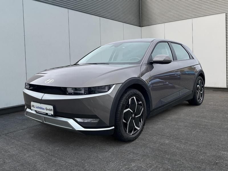 Grün Gebraucht 2022 Hyundai Ioniq Kleinwagen | 21.990 € (Guter Preis) - Bild 1/4