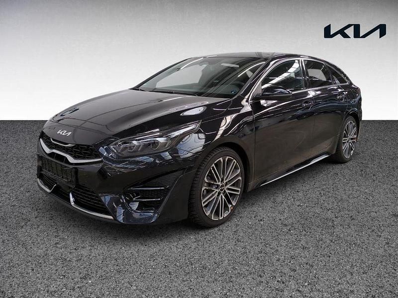 Schwarz Gebraucht 2024 Kia ProCeed GT-Line Kleinwagen | 27.830 € (Fairer Preis) - Bild 1/4