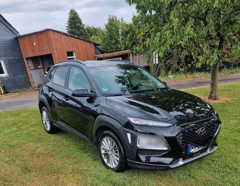 Schwarz Gebraucht 2020 Hyundai Kona Trend SUV | 13.499 € (Guter Preis) - Bild 1/4