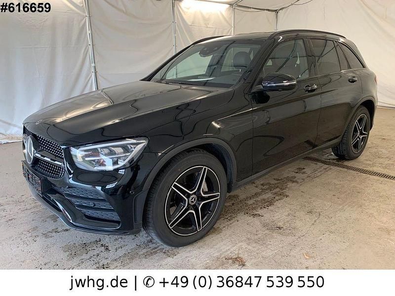 Schwarz Gebraucht 2020 Mercedes GLC300 AMG line SUV | 35.950 € (Fairer Preis) - Bild 1/4