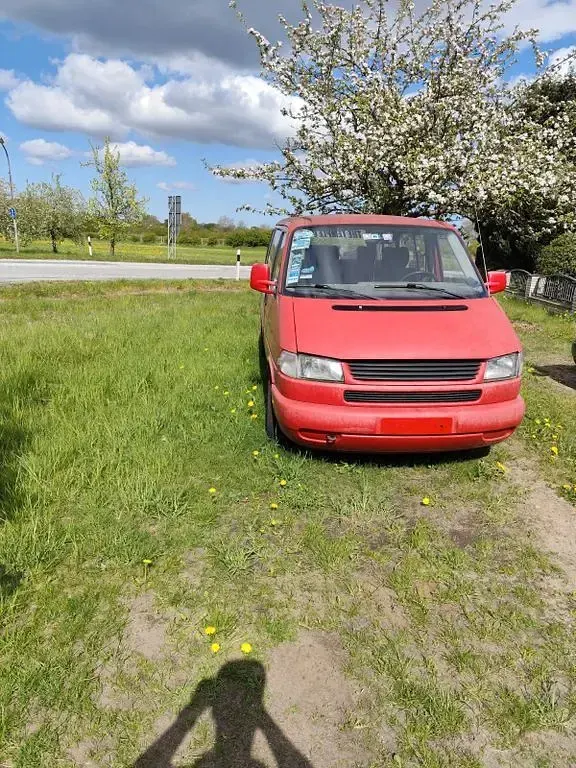 Używany VW T4 68 KM (50 kW) 1996 Czerwony Van