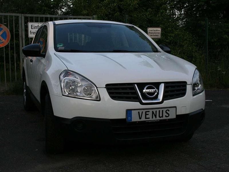 White (s) Gebraucht 2009 Nissan Qashqai Visia SUV | 4.550 € (Fairer Preis) - Bild 1/4