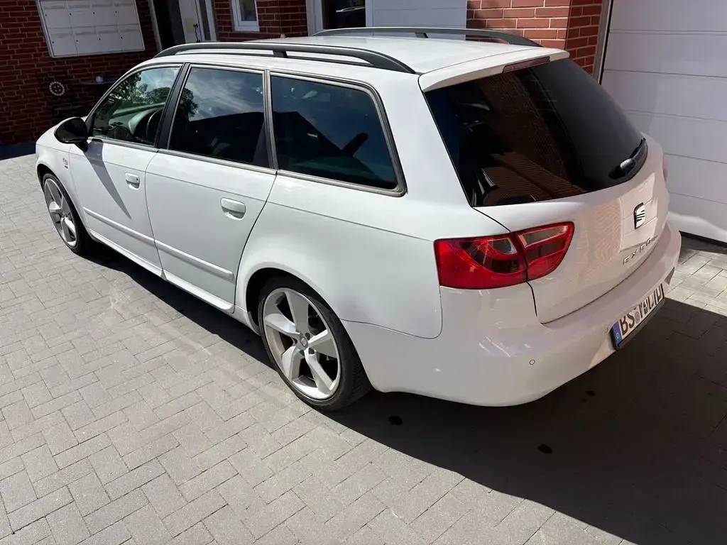 Gebraucht Seat Exeo Sport 143 PS (105 kW) 2012 Weiß Kombi