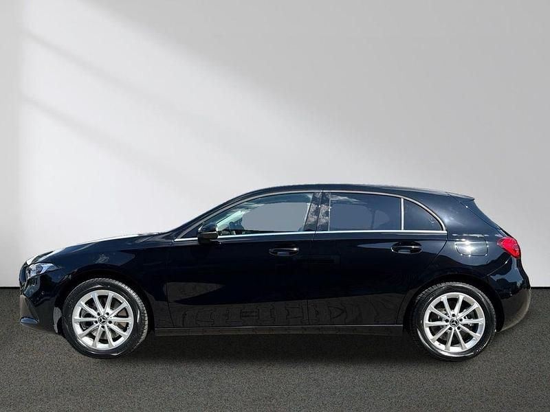 Gebraucht Mercedes A250 Style 160 PS (117 kW) 2022 Schwarz Kleinwagen