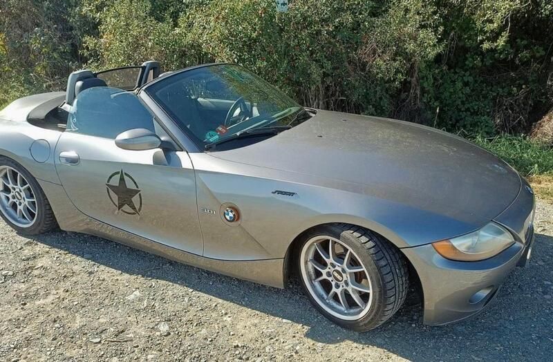 Silber Gebraucht 2004 BMW Z4 Cabrio | 8.150 € (Superpreis) - Bild 1/4