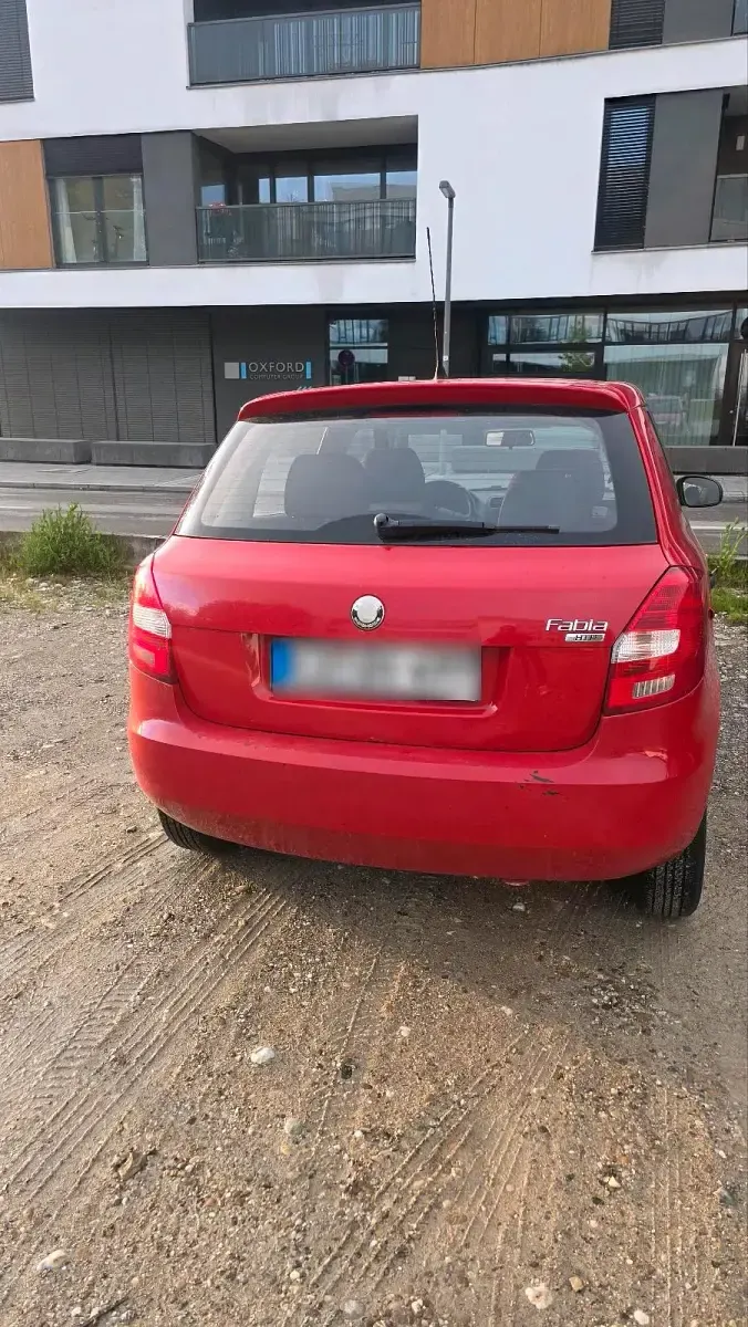Gebraucht Skoda Fabia 60 PS (44 kW) 2009 Rot Kleinwagen