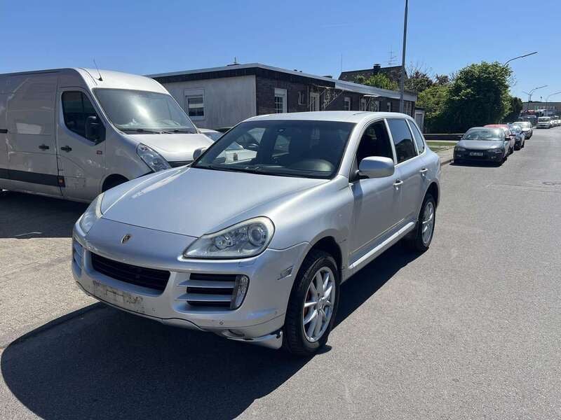 Silber Gebraucht 2009 Porsche Cayenne SUV | 9.500 € (Superpreis) - Bild 1/4