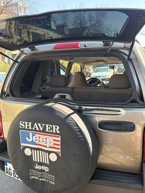 Gebraucht Jeep Cherokee Limited 211 PS (155 kW) 2003 Gold SUV