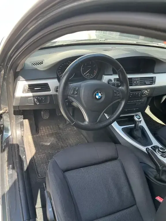 Gebraucht BMW 320 Efficient Dynamics 163 PS (119 kW) 2012 Grün Kombi
