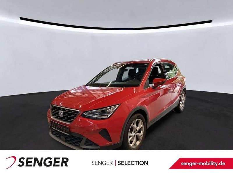 Pure rot Gebraucht 2023 Seat Arona FR SUV | 19.890 € (Fairer Preis) - Bild 1/3
