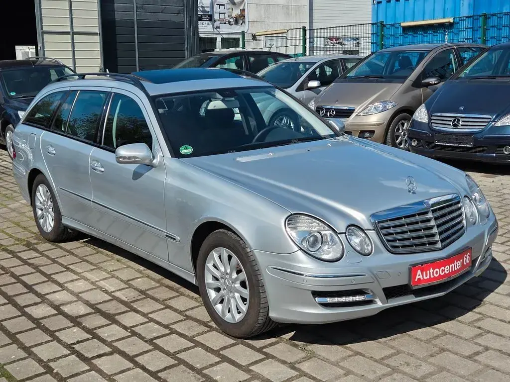 Gebraucht Mercedes E200 Elegance 184 PS (135 kW) 2008 Silber Kombi