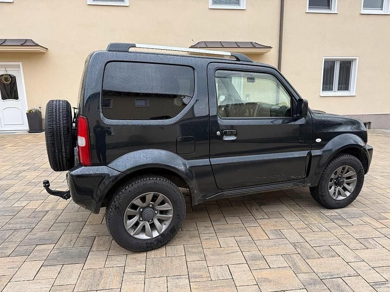 Gebraucht Suzuki Jimny Style 84 PS (61 kW) 2016 Schwarz SUV