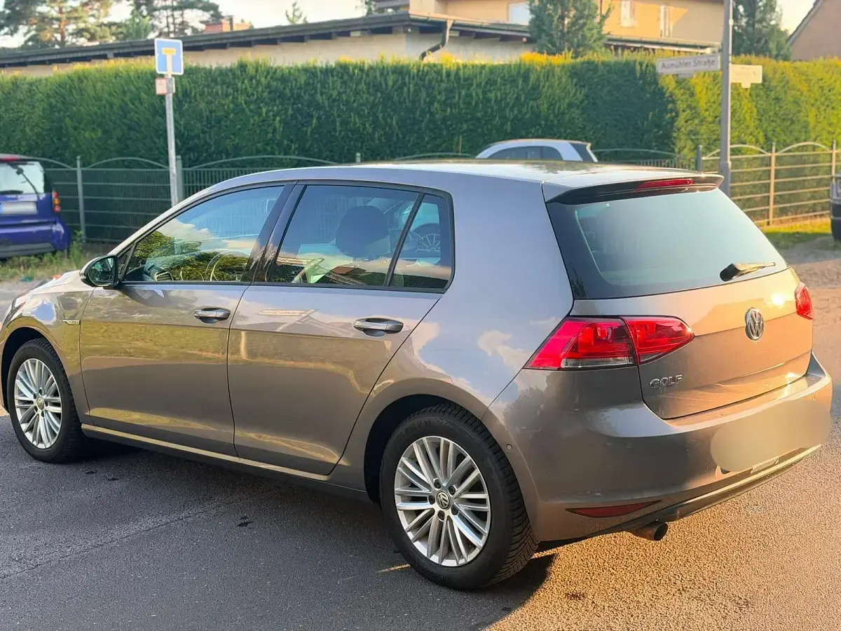 Gebraucht VW Golf VII Edition 110 PS (80 kW) 2015 Grau Limousine