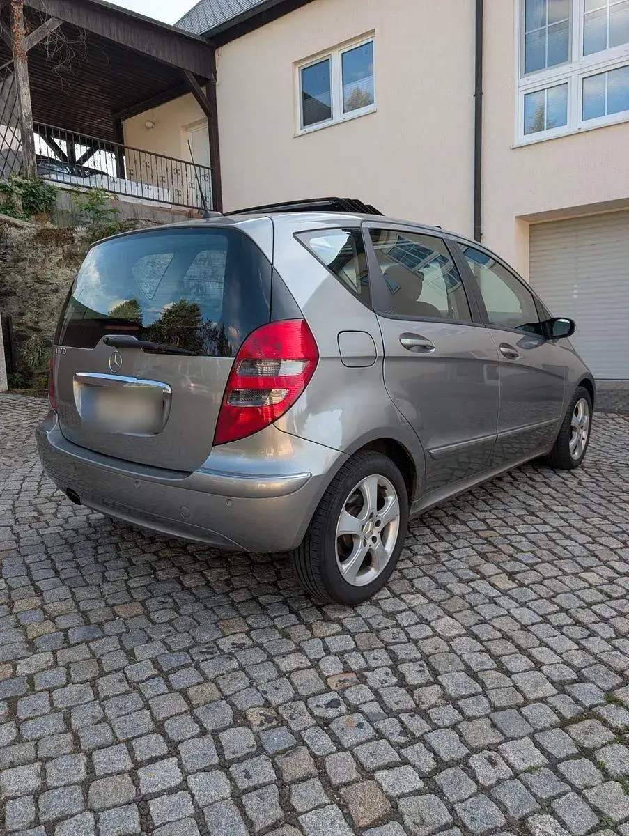 Gebraucht Mercedes A170 Avantgarde 116 PS (85 kW) 2006 Grau Van / Kleinbus