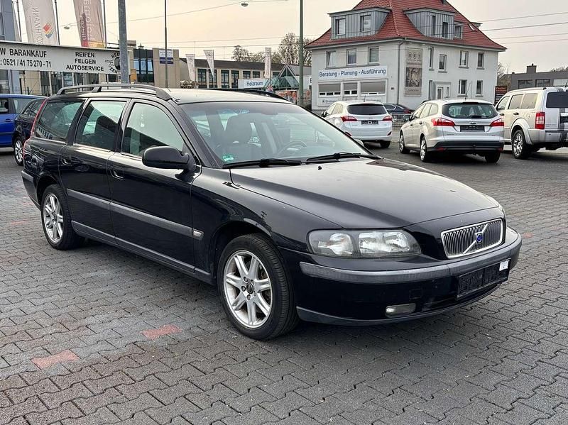Gebraucht Volvo V70 140 PS (102 kW) 2002 Other Kombi