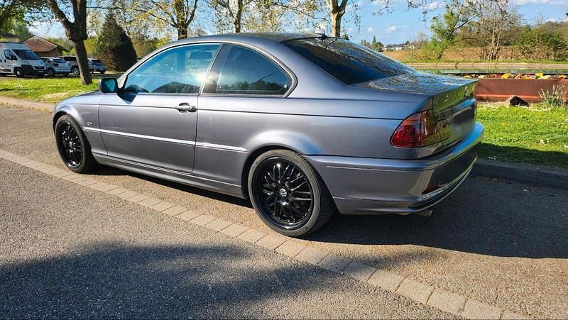 Gebraucht BMW 318 143 PS (105 kW) 2002 Coupé
