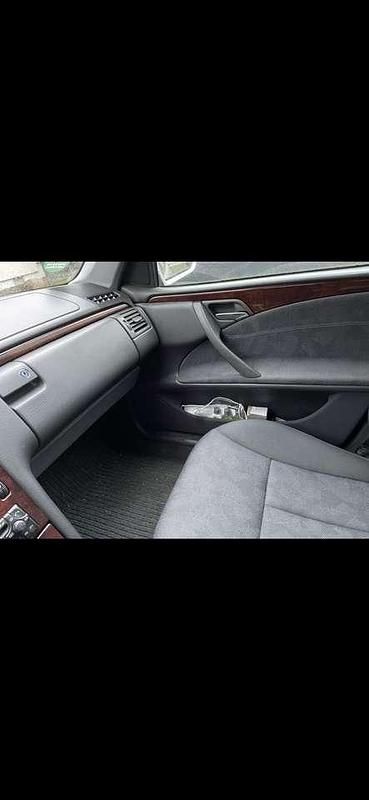 Gebraucht Mercedes E200 Elegance 136 PS (100 kW) 2000 Limousine