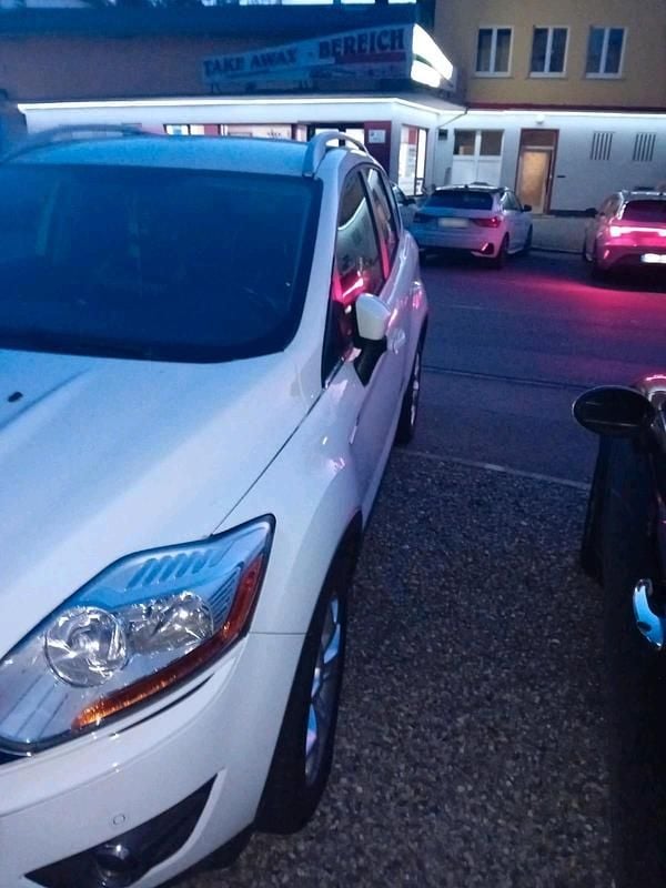 Second-hand Ford Kuga 140 CP (102 kW) 2012 Alb SUV