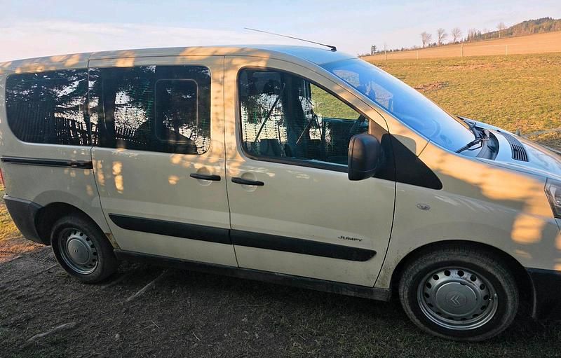 Second-hand Citroën Jumpy 128 CP (94 kW) 2008 Bej Monovolum