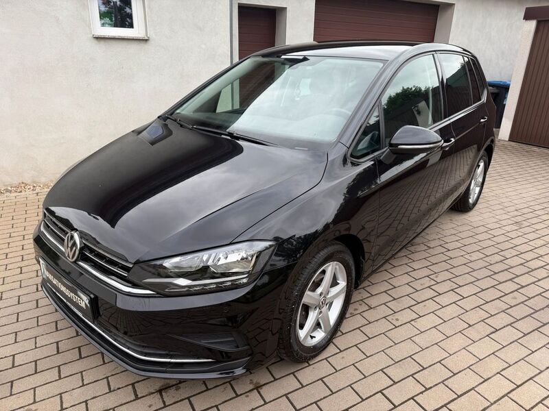 Schwarz Gebraucht 2018 VW Golf Sportsvan Comfortline Van / Kleinbus | 14.990 € (Etwas zu teuer) - Bild 1/4