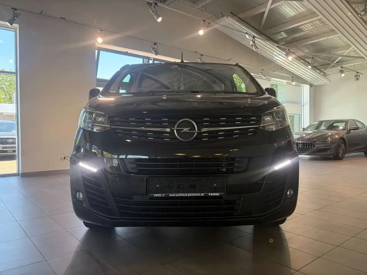 Gebraucht Opel Zafira Life Edition 150 PS (110 kW) 2019 Diamant schwarz/karbon schwarz Van / Kleinbus