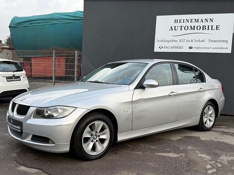 Gebraucht BMW 318 129 PS (94 kW) 2005 Silber Limousine