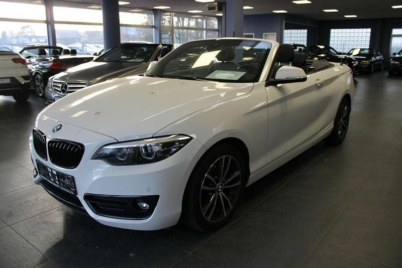Gebraucht BMW 220 Sport Line 184 PS (135 kW) 2021 Weiß Cabrio