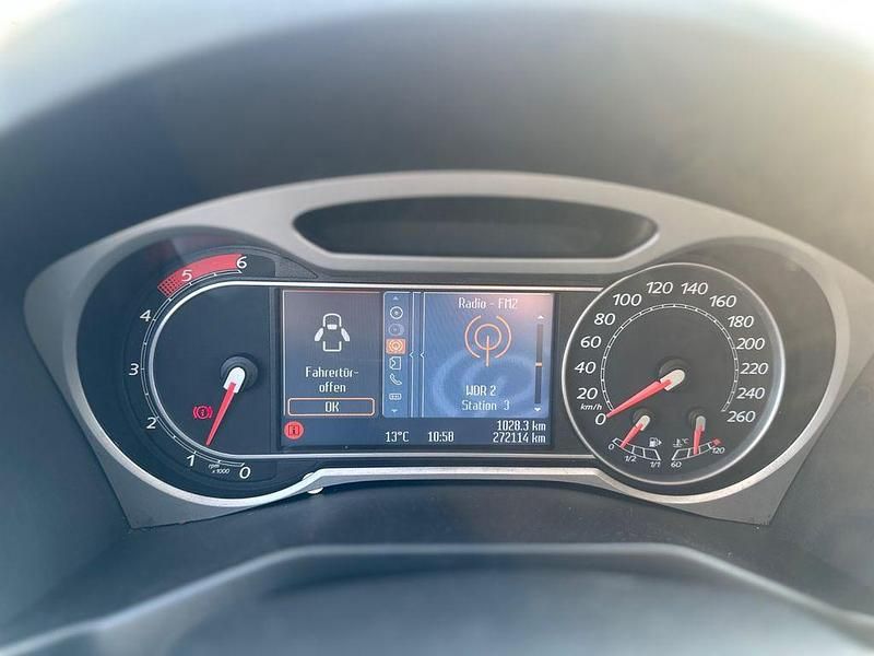 Gebraucht Ford Mondeo Titanium 163 PS (119 kW) 2010 Schwarz Limousine