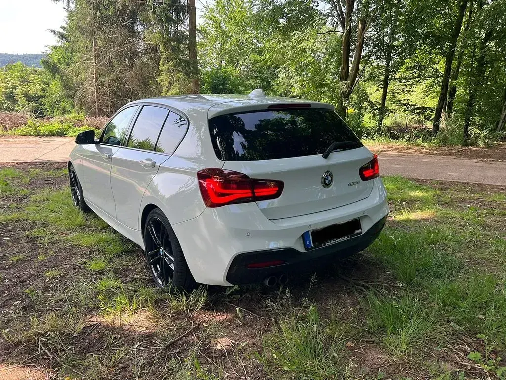 Gebraucht BMW 120 Shadowline 190 PS (139 kW) 2017 Weiß Kleinwagen