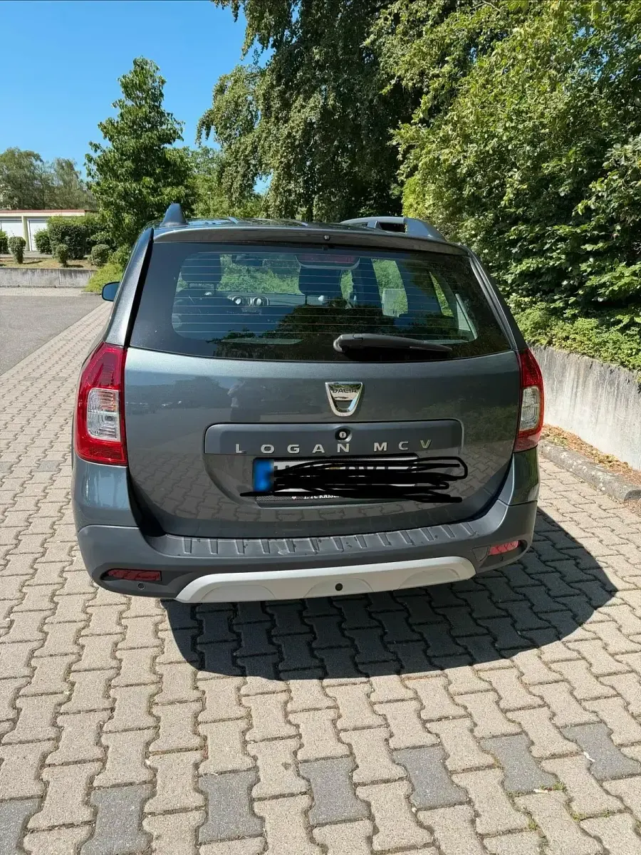 Gebraucht Dacia Logan Stepway 90 PS (66 kW) 2018 Grau Kombi