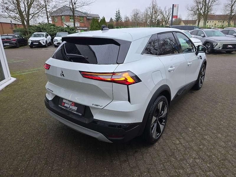 Neu Mitsubishi Grandis Edition 158 PS (116 kW) 2026 Himalayaweiß SUV