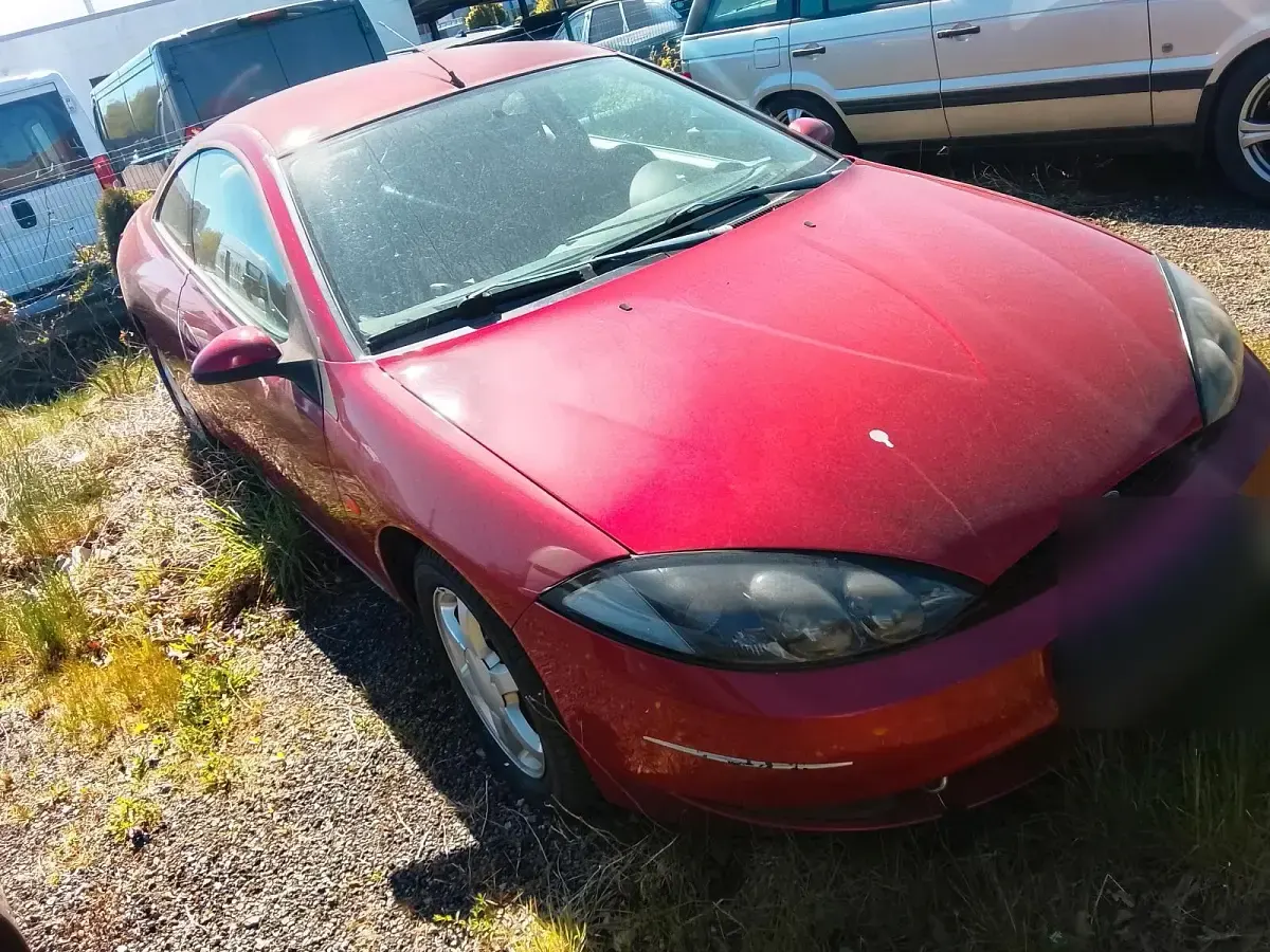 Second-hand Ford Cougar 170 CP (125 kW) 2001 Roșu Coupe