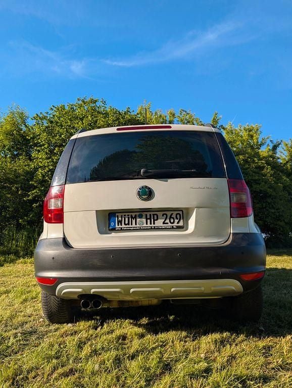 Gebraucht Skoda Yeti Ambition 152 PS (111 kW) 2012 Schwarz SUV