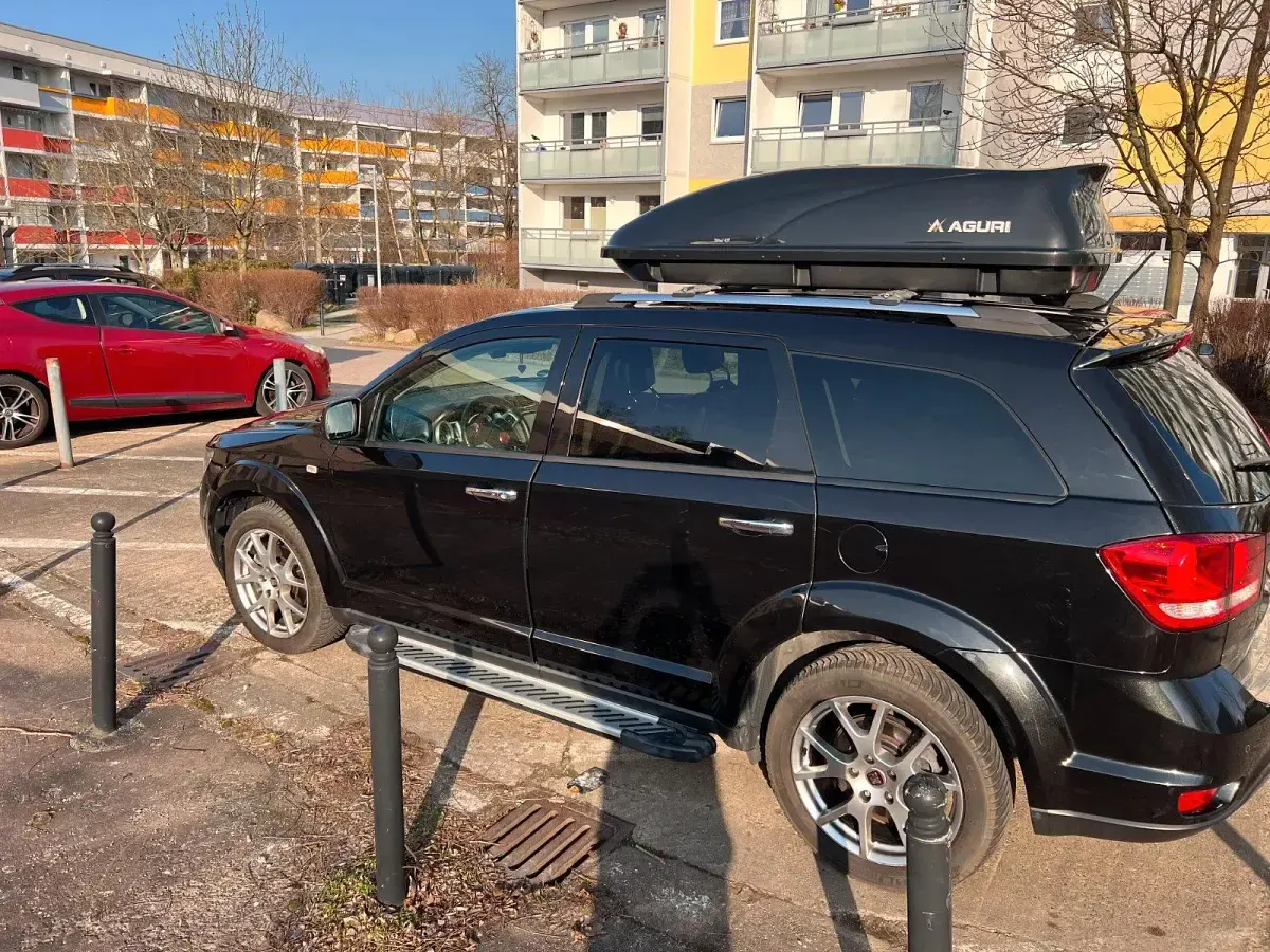 Gebraucht Fiat Freemont Lounge 170 PS (125 kW) 2013 Schwarz SUV